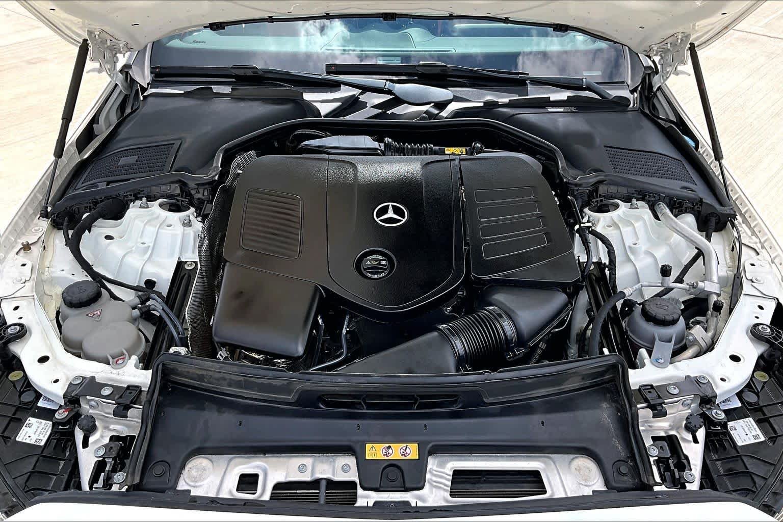 Used 2023 Polar White Mercedes-Benz C 300 image 27