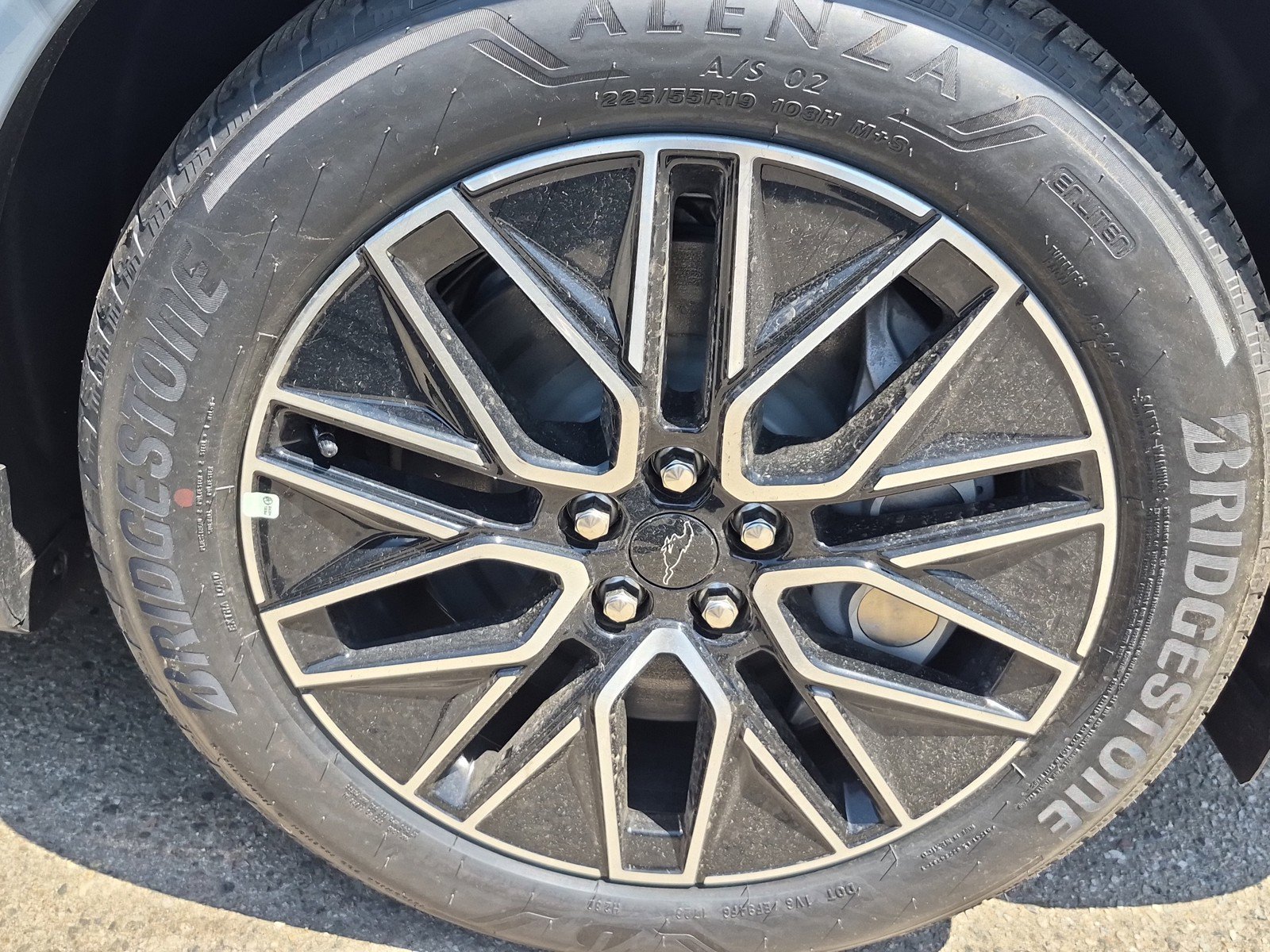 New 2026 Glacier Gray Metallic Tri-coat Ford Premium image 12