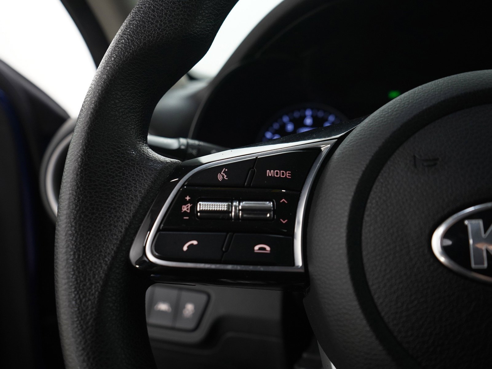 Used 2020 Deep Sea Blue Kia Lxs image 24