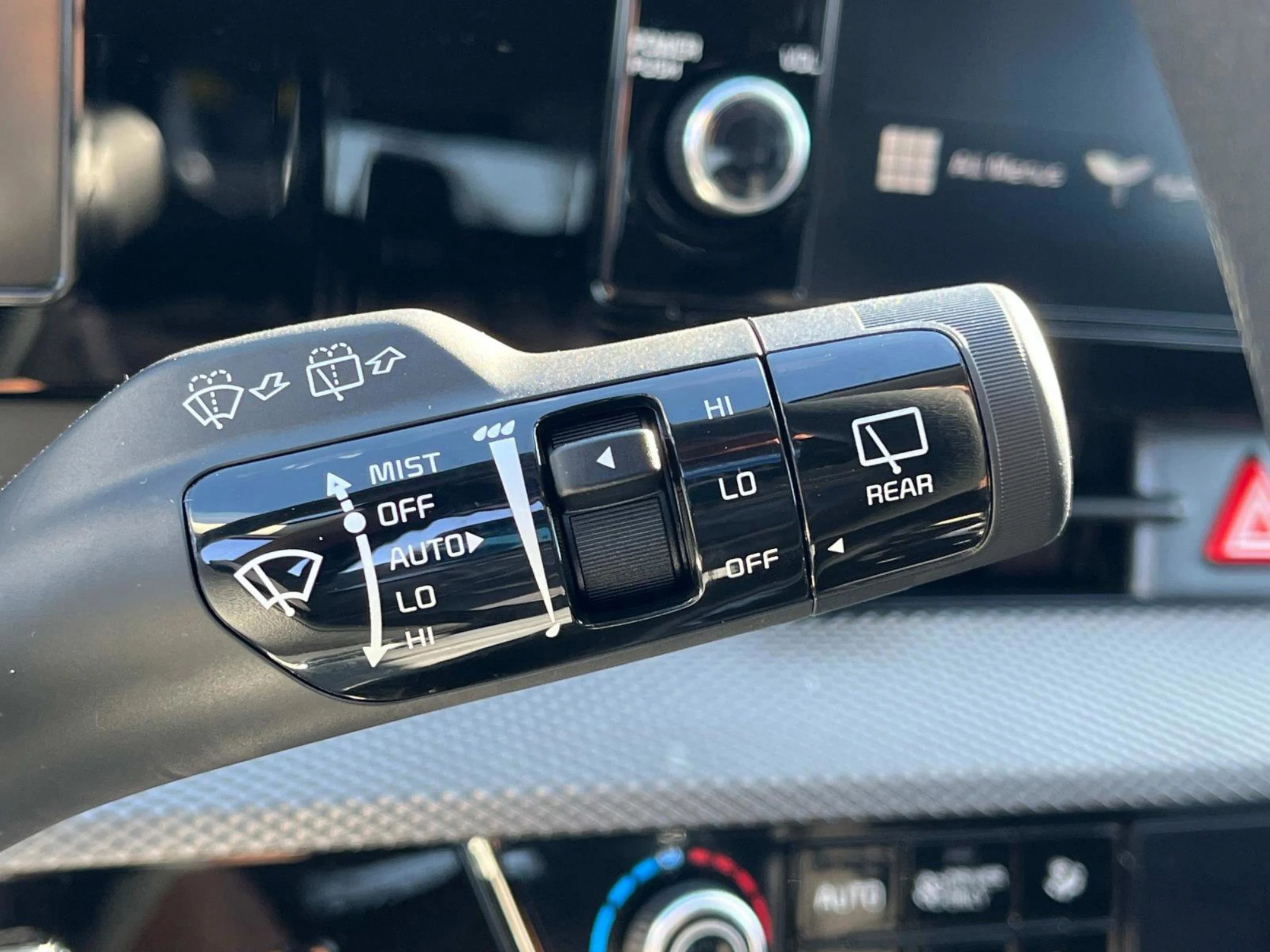 2025 Kia Sportage LX Hybrid - Photo 31