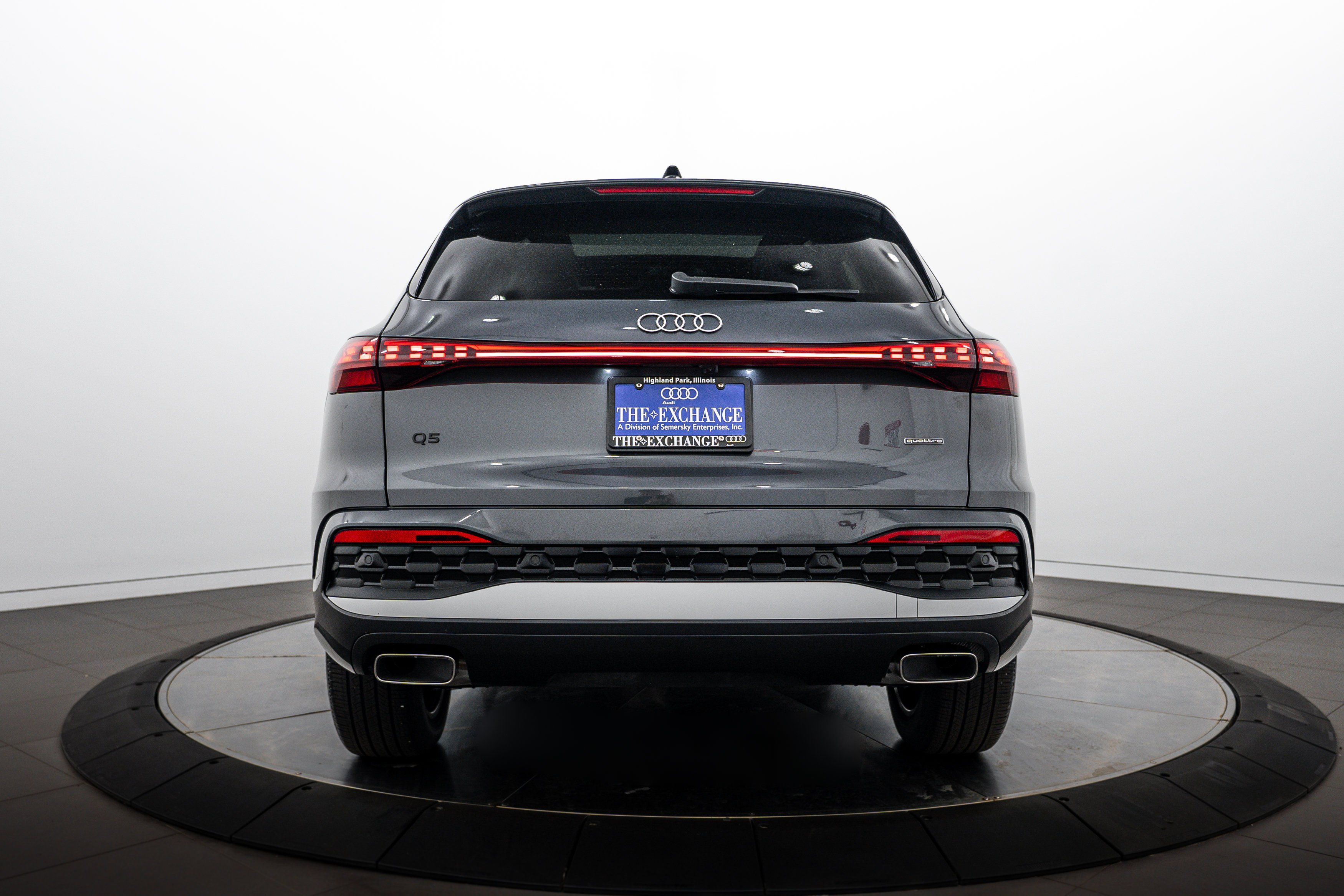 Used 2025 Tambora Gray Metallic Audi Premium image 21