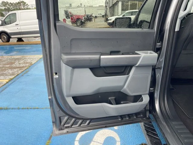 Used 2022 Gray Ford  image 16