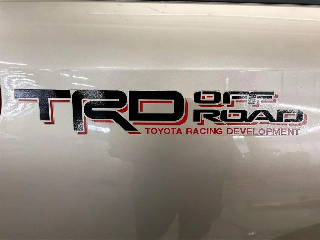 Used 2007 Beige Toyota SR5 image 11