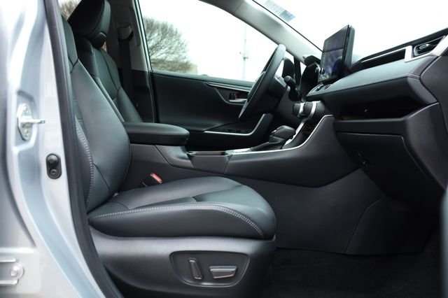 2024 Toyota RAV4 Limited - Photo 16