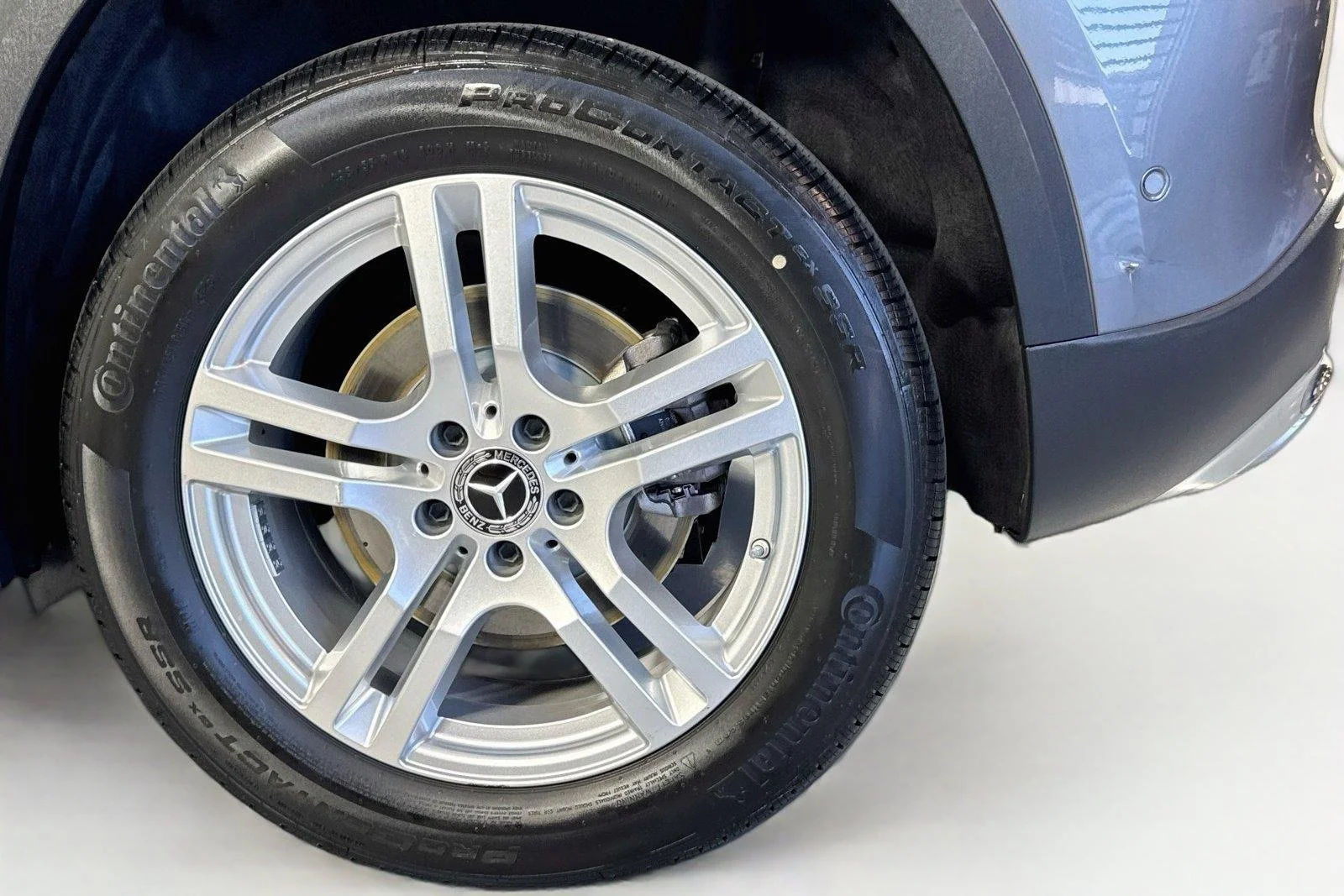 Used 2023 Mountain Grey Metallic Mercedes-Benz GLA 250 image 29