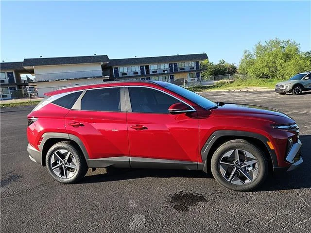 New 2026 Ultimate Red Hyundai SEL Premium image 5