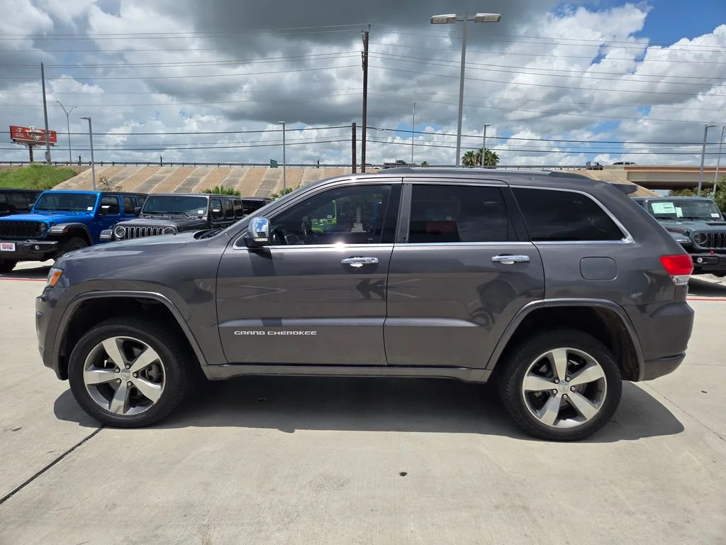 Used 2014 Gray Jeep Overland image 6