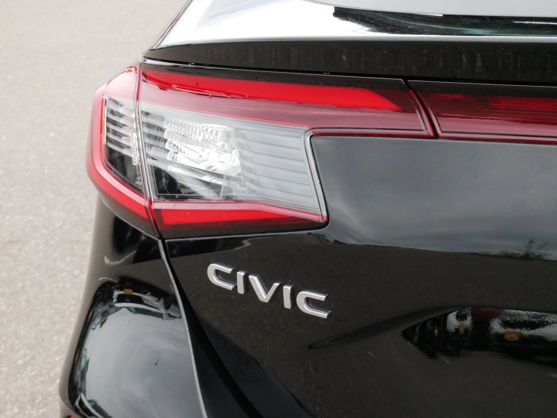 2024 Honda Civic Hatchback LX - Photo 17
