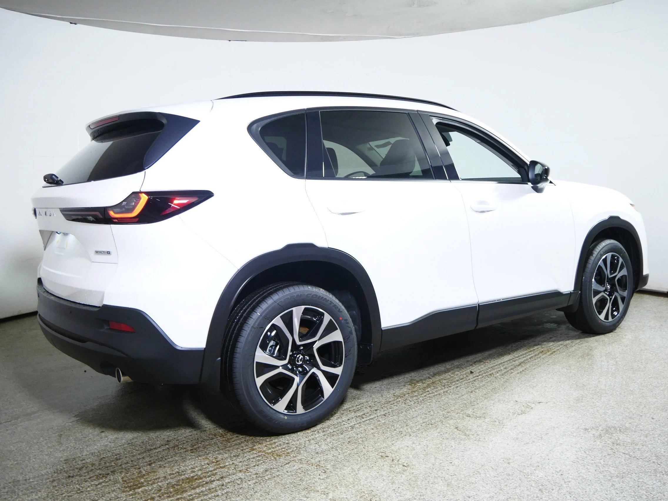 New 2026 Rhodium White Metallic Mazda 2.5 S Preferred image 2