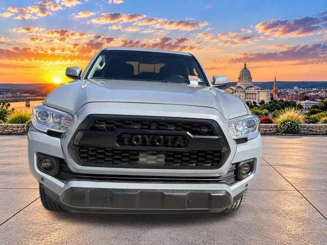 Used 2021 Gray Toyota SR5 image 10