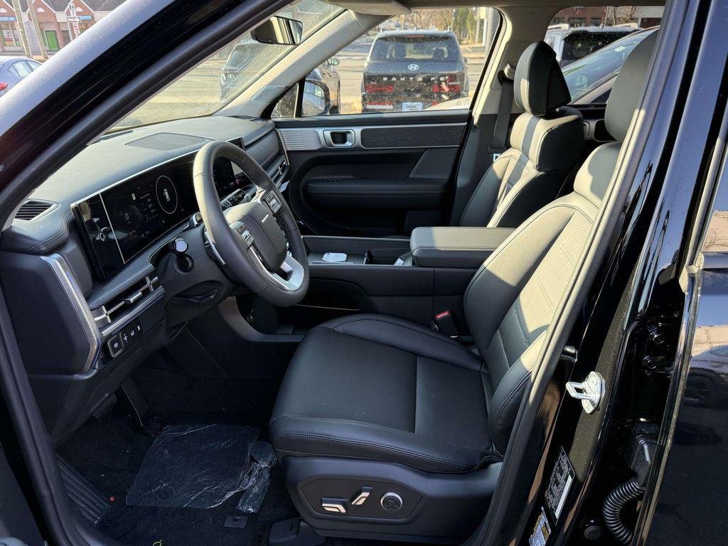 New 2026 Phantom Black Hyundai Limited AWD image 15
