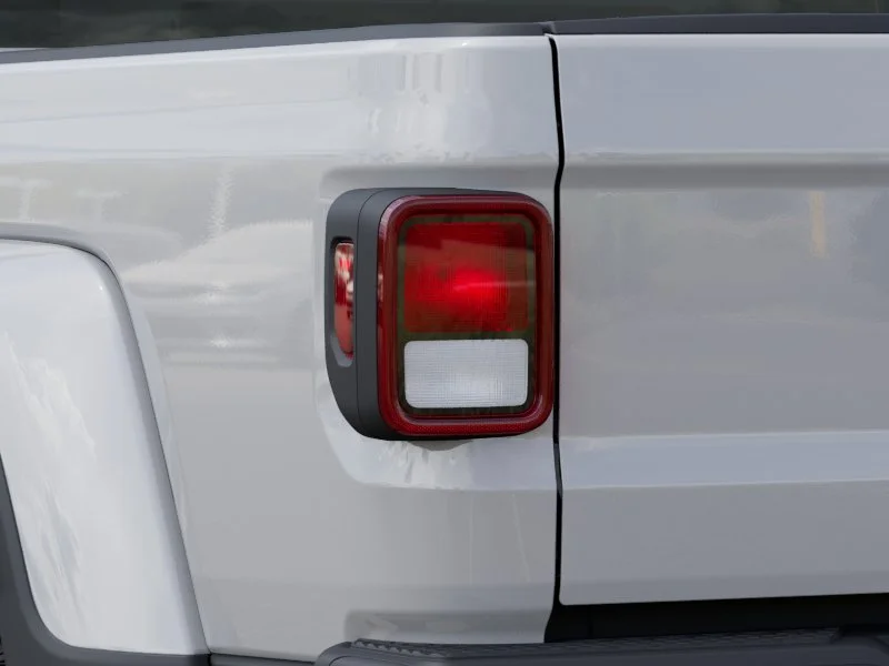 2025 Jeep Gladiator Nighthawk - Photo 34