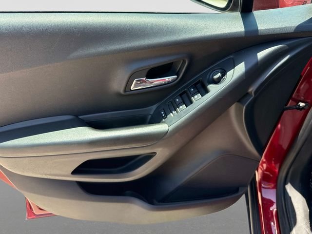 Used 2022 Red Chevrolet LT image 11
