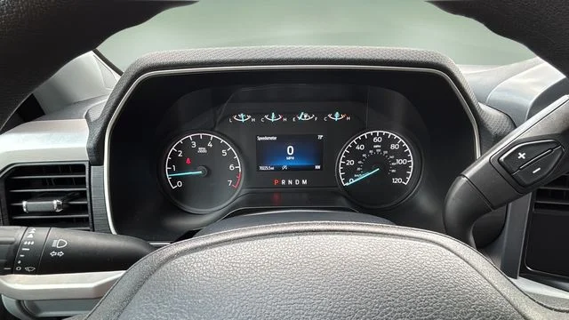Used 2023 Silver Ford XLT image 15