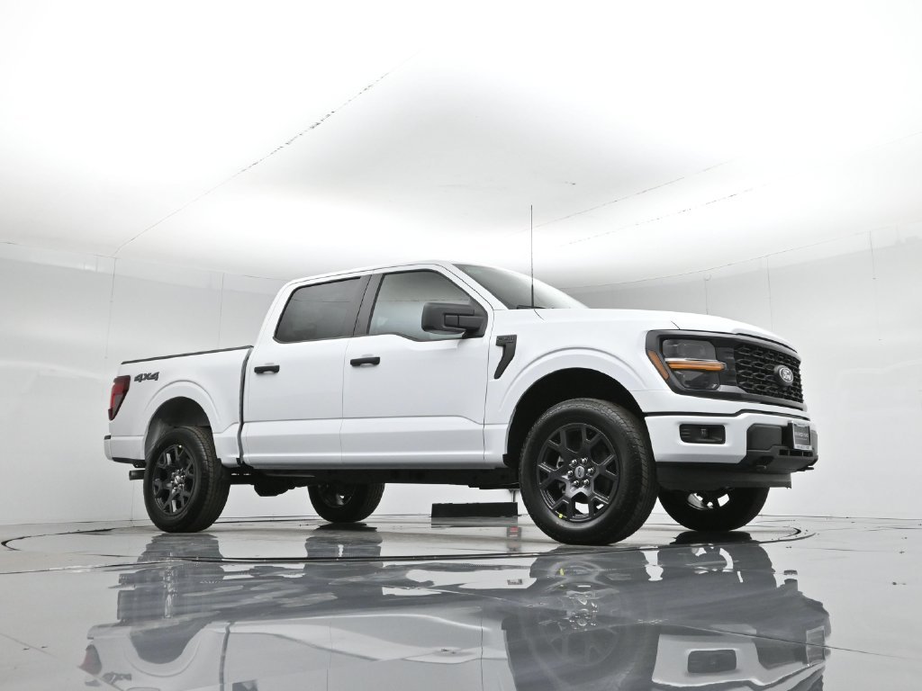 New 2026 Oxford White Ford STX image 3