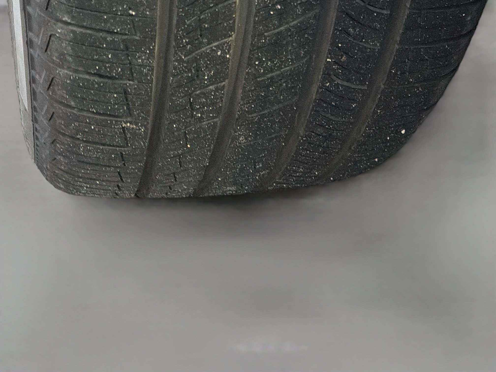 New 2027 Fuji White LAND ROVER  image 42