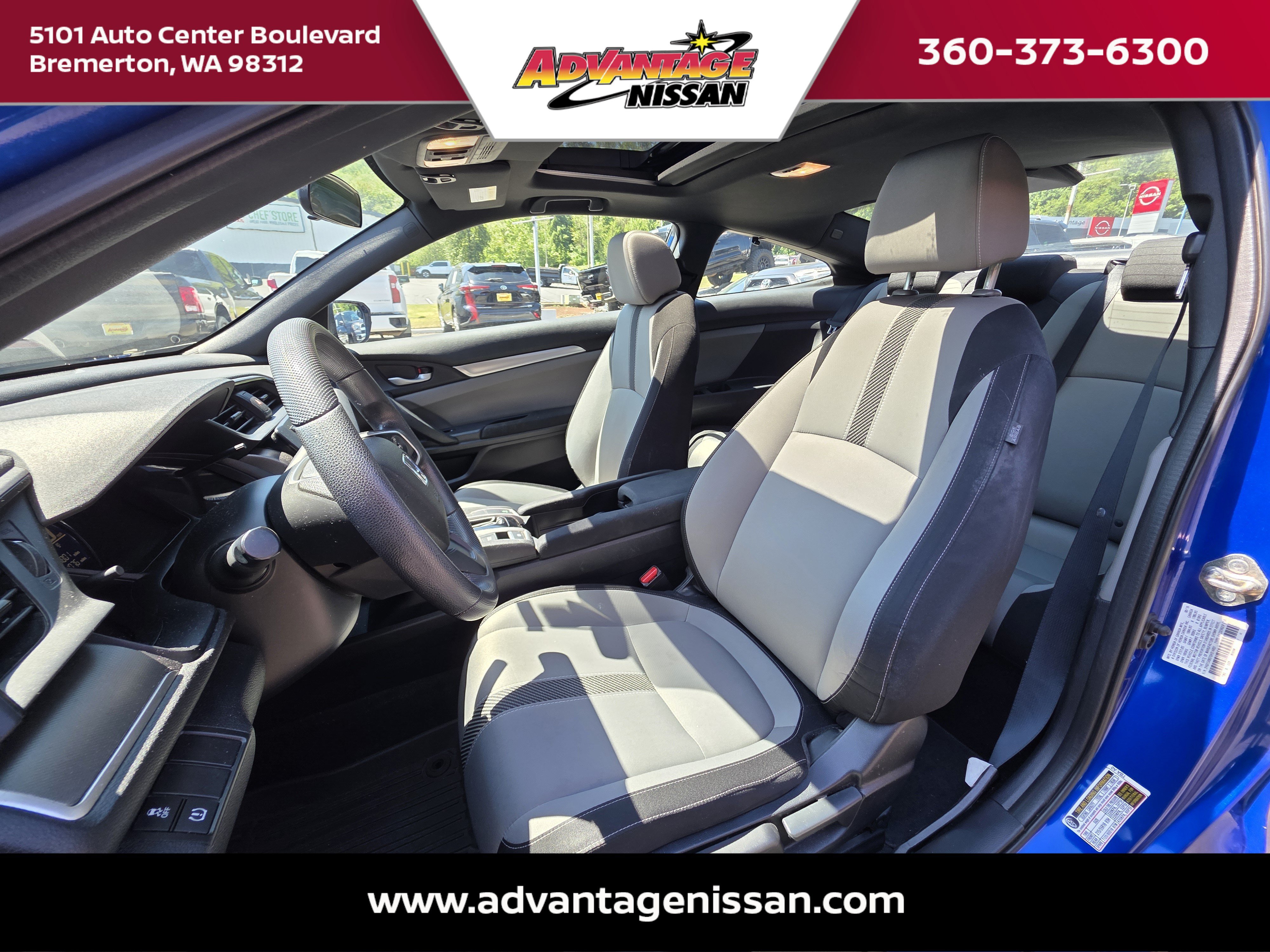 Used 2016 Aegean Blue Metallic Honda LX-P image 10