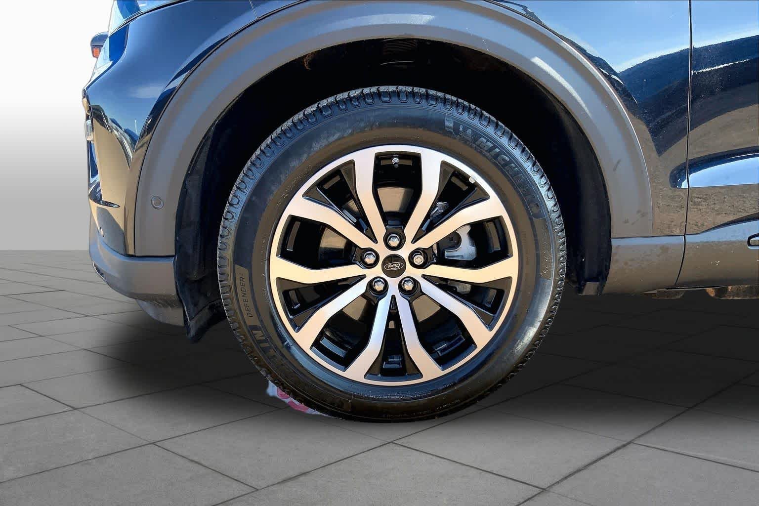 Used 2020 Agate Black Metallic Ford ST image 11