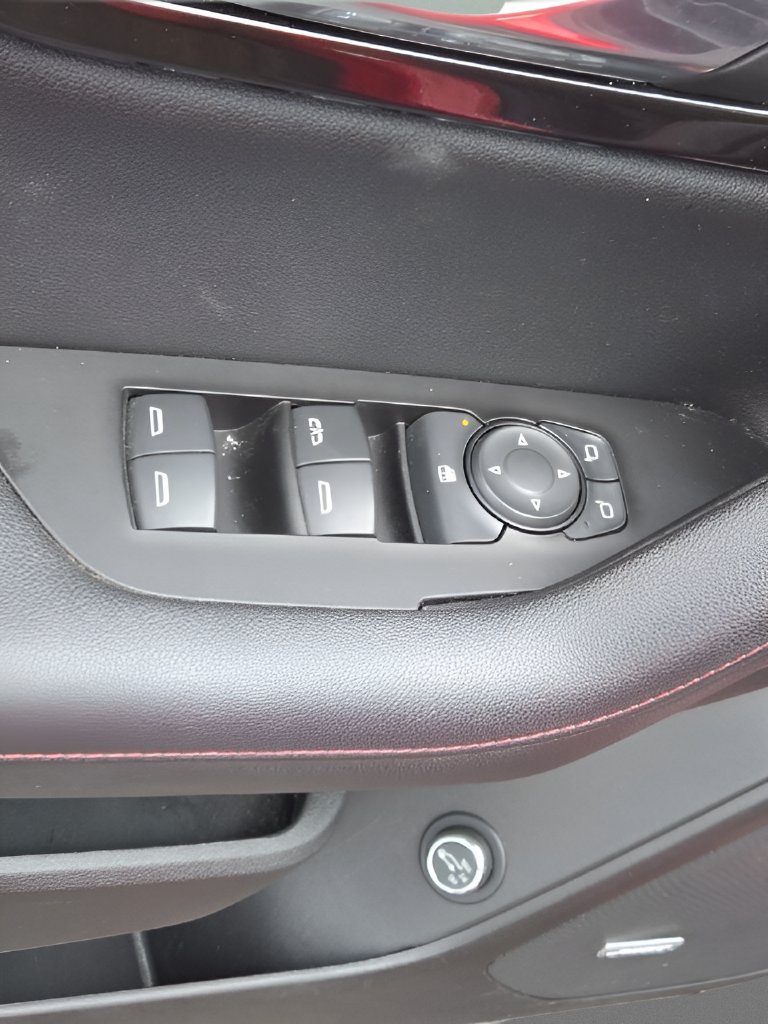 Used 2021 Red Chevrolet RS image 23