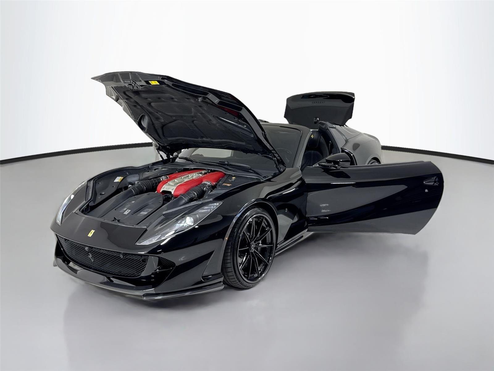 Used 2021 Nero Ferrari  image 40
