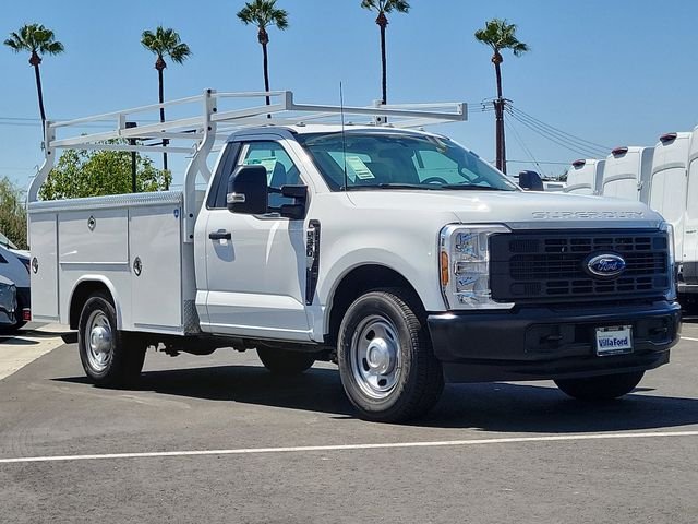 2025 Ford F-350 Super Duty Chassis Cab XL - Photo 20