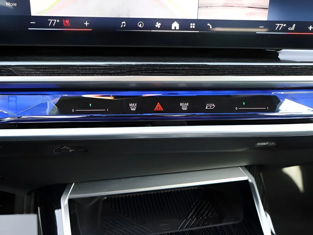 2025 BMW 7 Series 740i - Photo 28