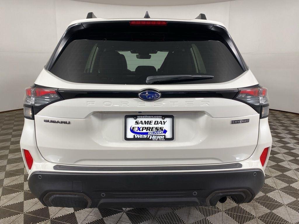 2025 Subaru Forester Limited - Photo 7