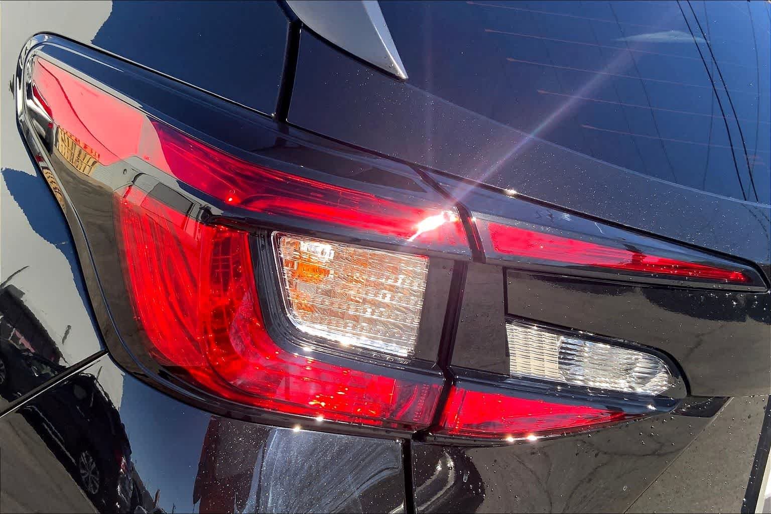 New 2026 CRYSTAL BLACK SILICA Subaru Premium image 14