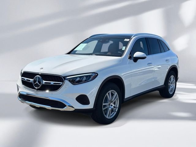 New 2026 Polar White Mercedes-Benz GLC 300 image 3