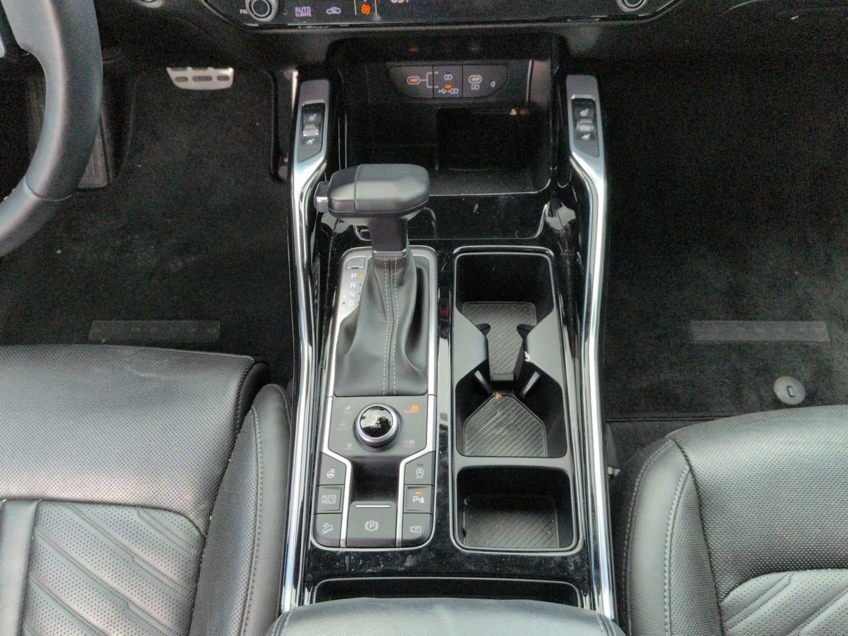 Certified Used 2024 Ebony Black Kia X-Line SX Prestige image 18