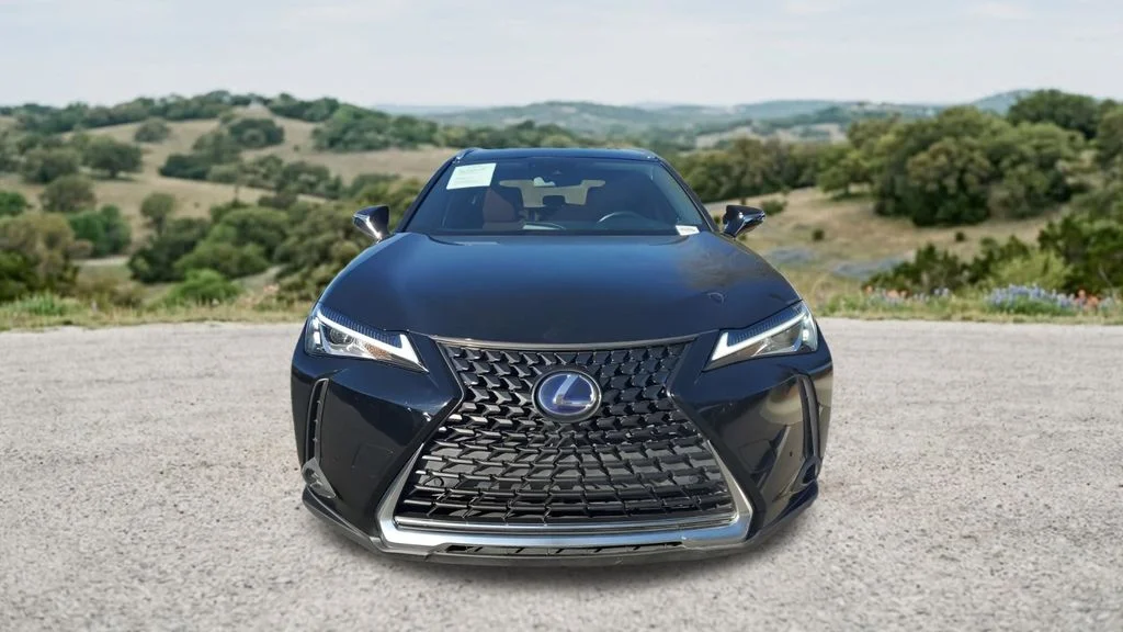 Used 2021 Black Lexus 250h Base image 2