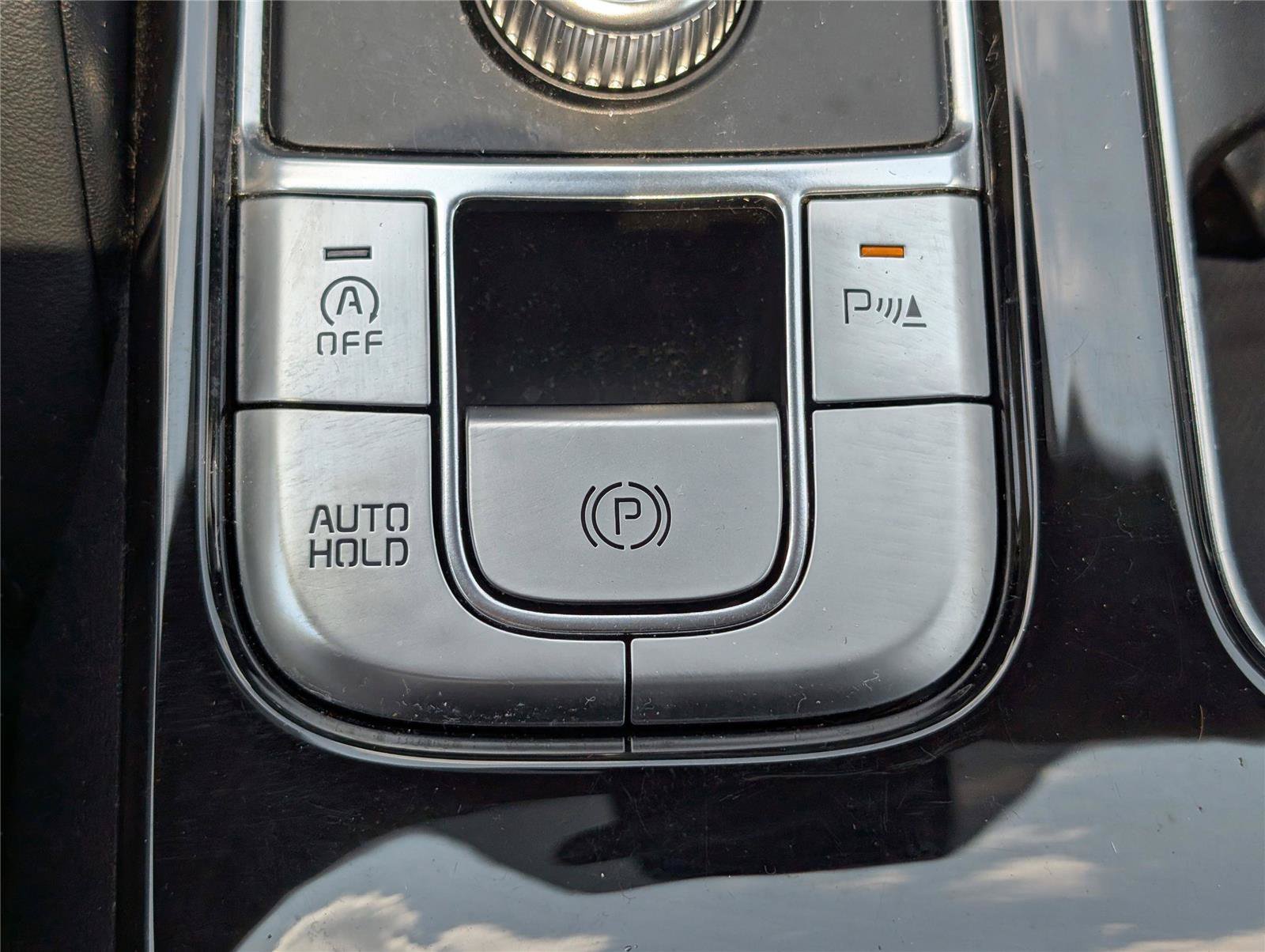 Used 2023 Dark Moss Kia EX image 28