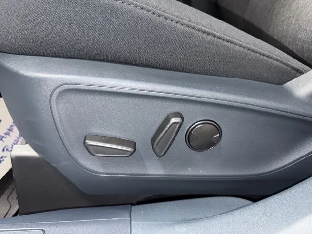 2025 Ford Maverick XLT - Photo 14