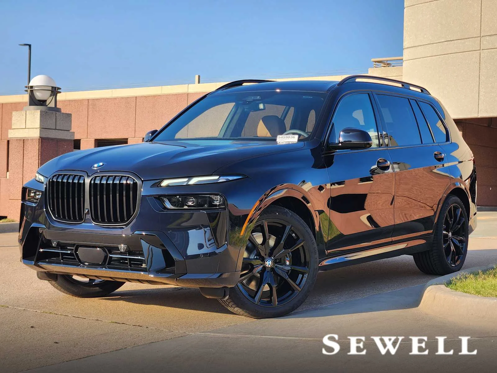 2027 BMW X7