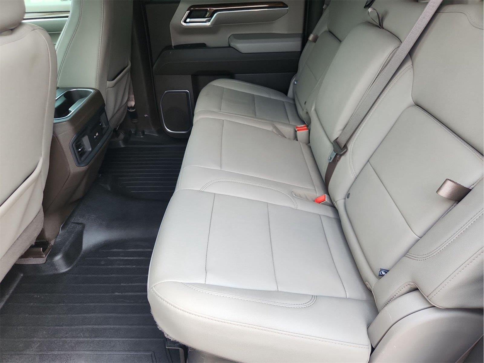 2023 Chevrolet Silverado 1500 RST - Photo 26