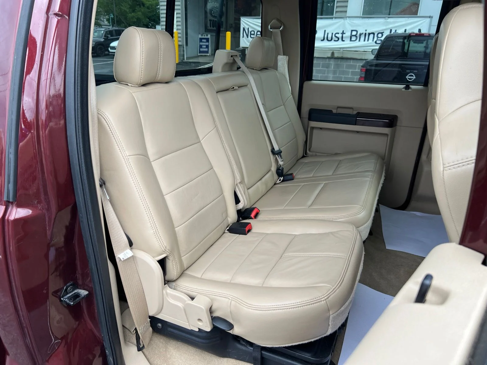 Used 2009 Royal Red Clearcoat Metallic Ford Lariat image 38