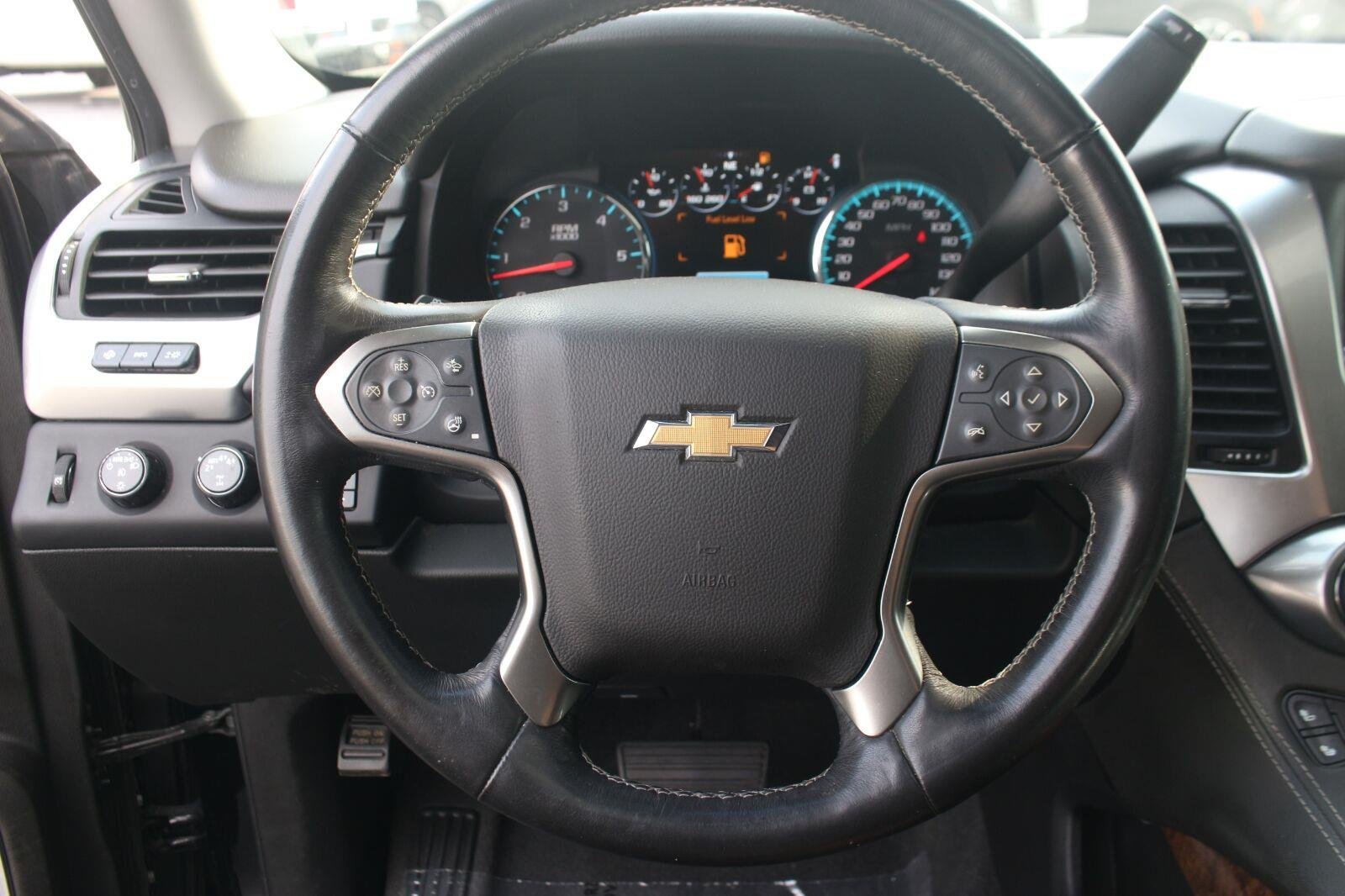 Used 2020 BLACK Chevrolet Premier image 17