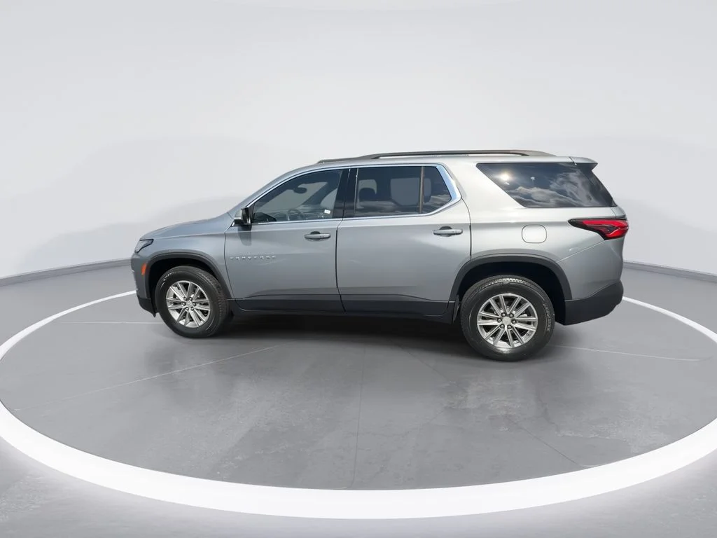 Used 2023 Gray Chevrolet LT image 4