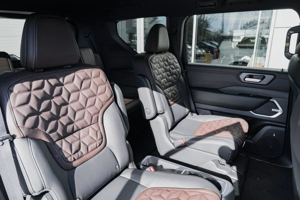 New 2026 Aspen White TriCoat Nissan Platinum image 25