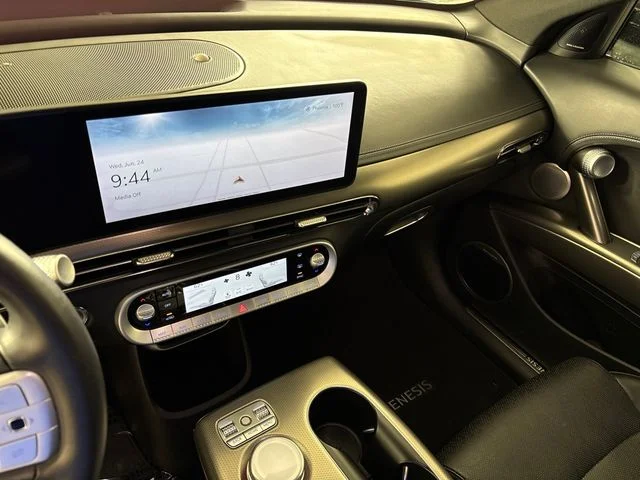Used 2023 Black Genesis Advanced image 33