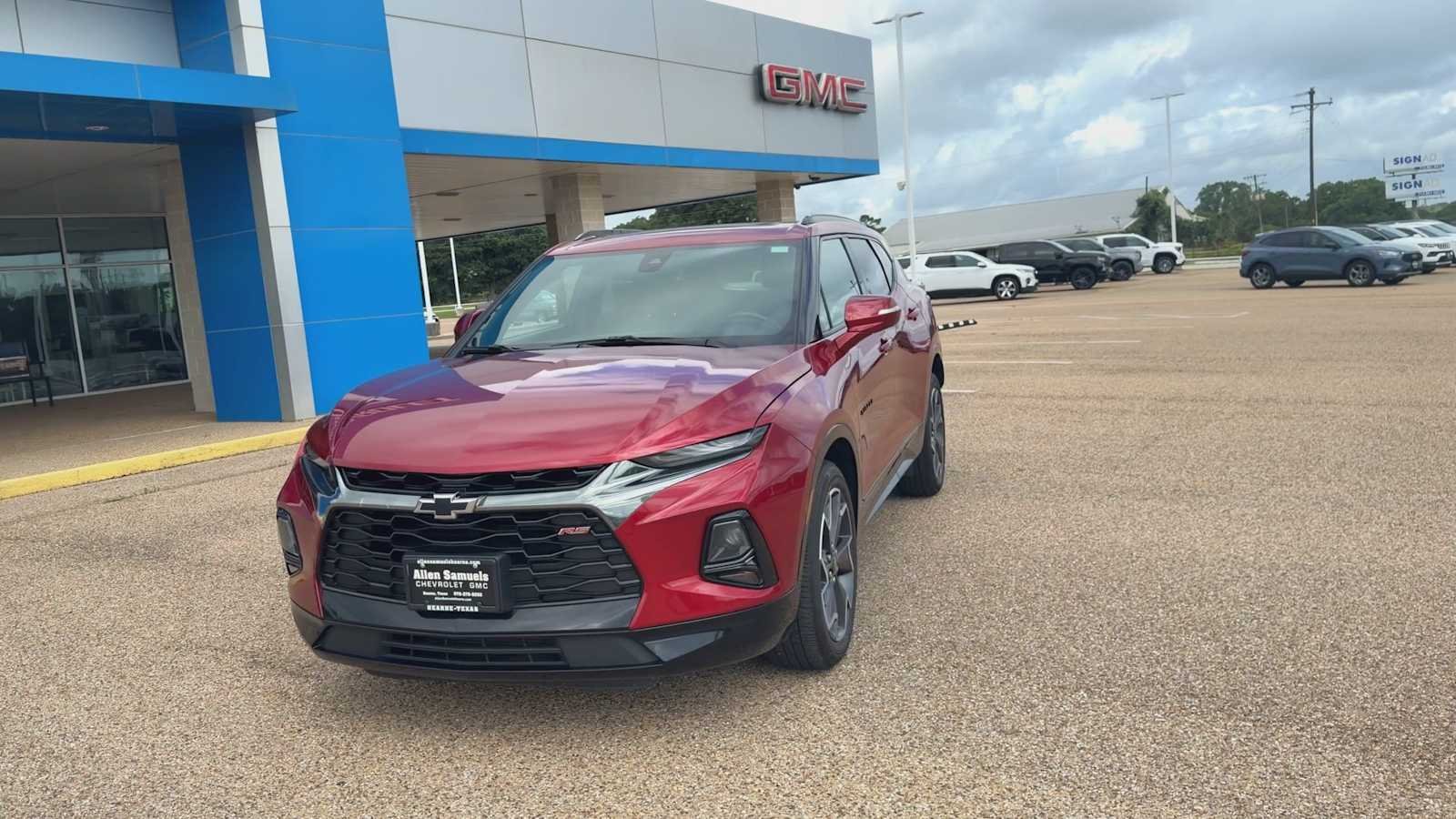 Used 2022 Cherry Red Tintcoat Chevrolet RS image 4