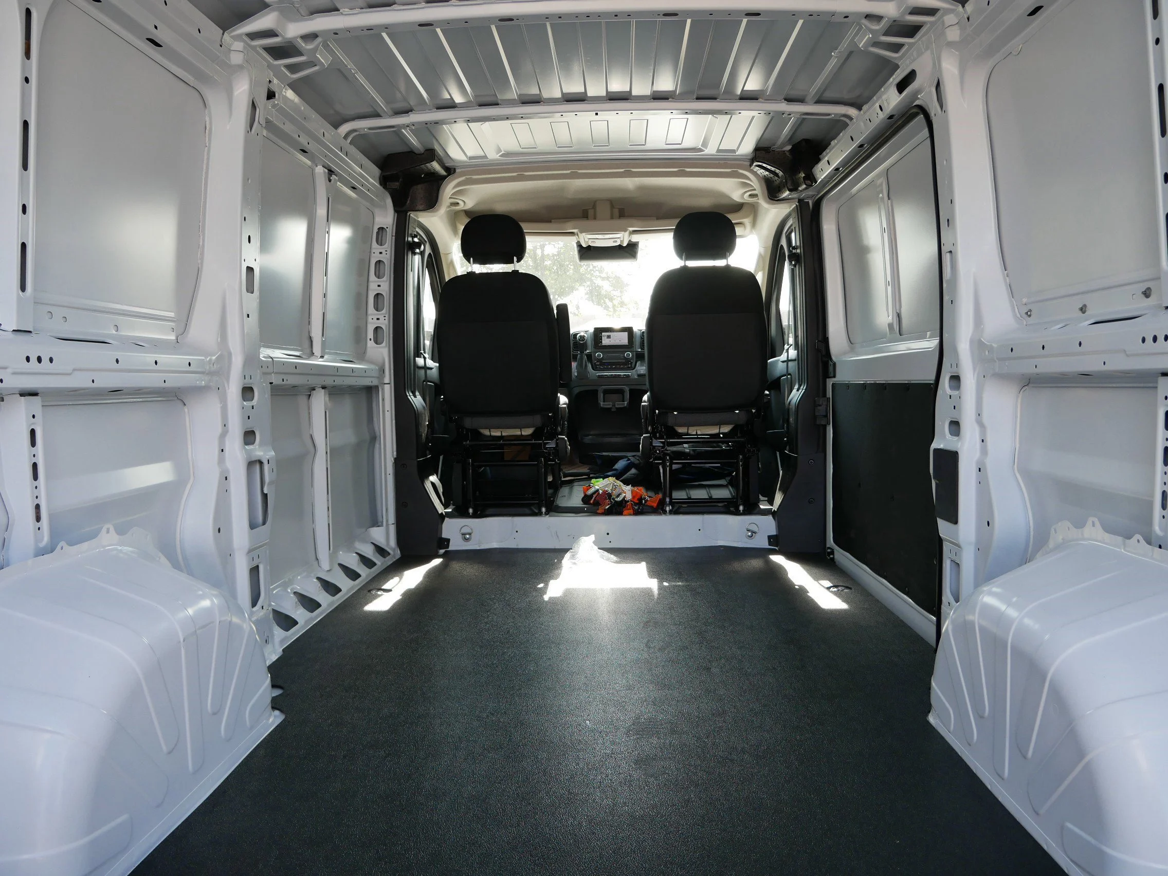 New 2026 Bright White Clearcoat RAM Tradesman image 9