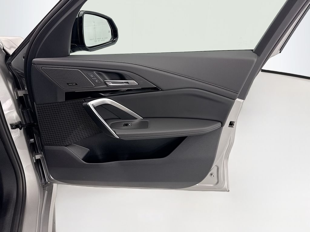 New 2026 Silver Metallic BMW xDrive28i image 23