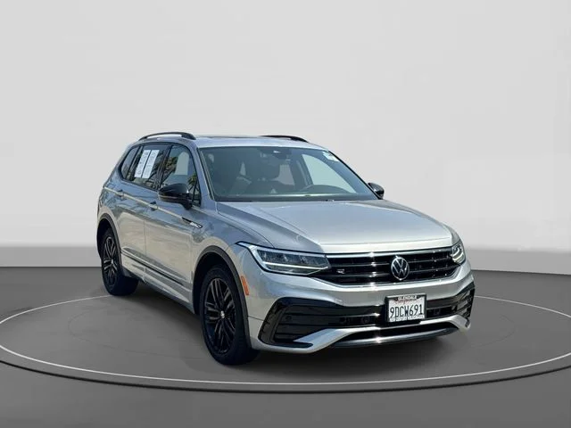 2022 Volkswagen Tiguan 2.0T SE R-Line Black