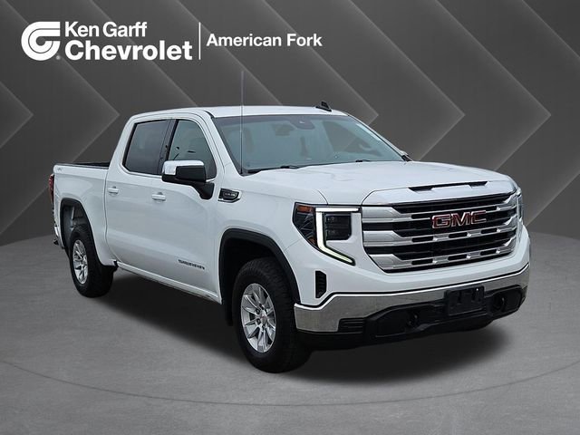2023 GMC Sierra 4WD Crew Cab Short Box SLE's photo