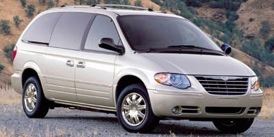 2006 Chrysler Town & Country SWB's photo