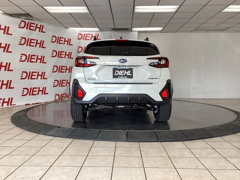 New 2026 CRYSTAL WHITE PEARL Subaru Limited image 9