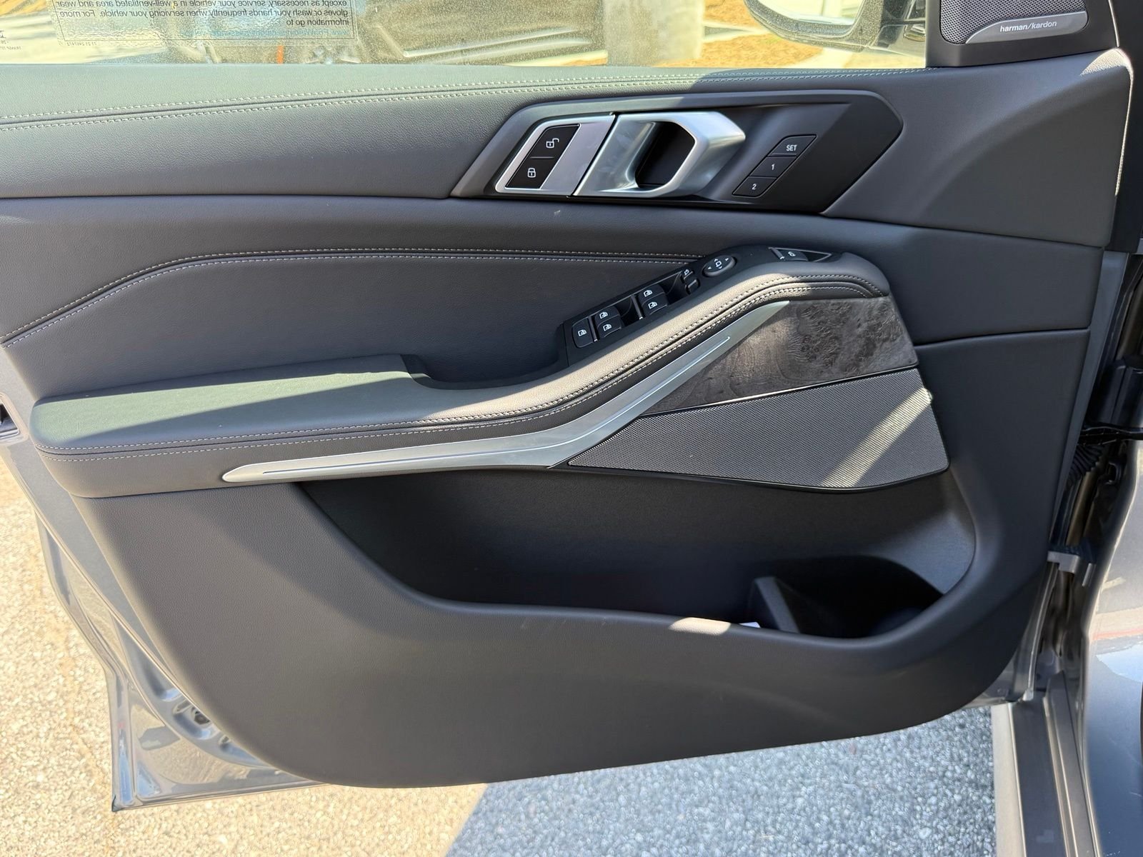 New 2026 Skyscraper Grey Metallic BMW sDrive40i image 16