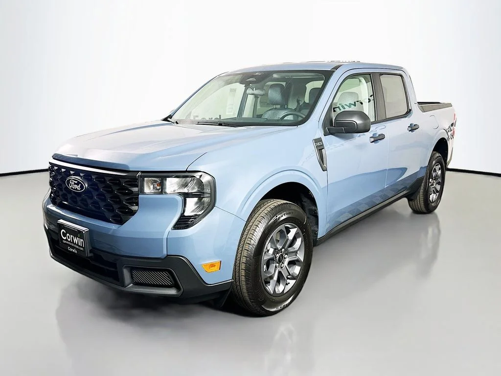 New 2026 Azure Gray Metallic Tri-Coat Ford XLT image 5