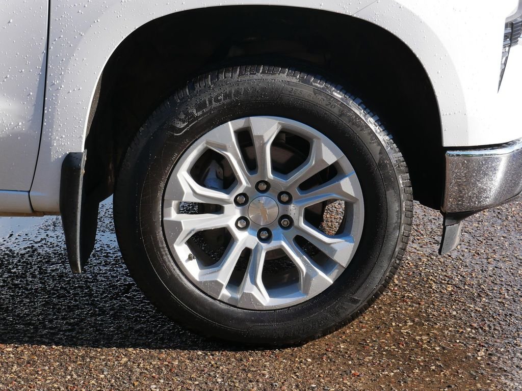 Used 2023 White Chevrolet LTZ image 7